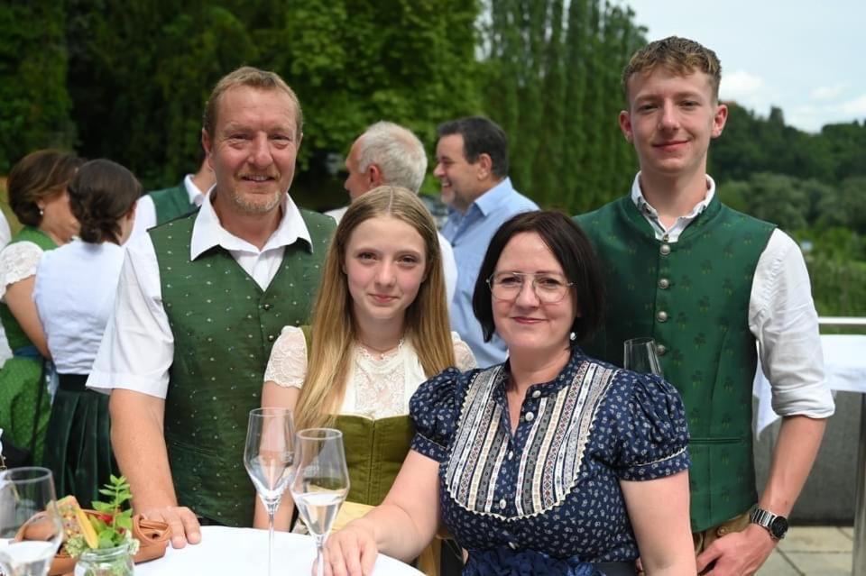 Zweytick Gaestezimmer Weingut Ratsch an der Weinstraße 외부 사진