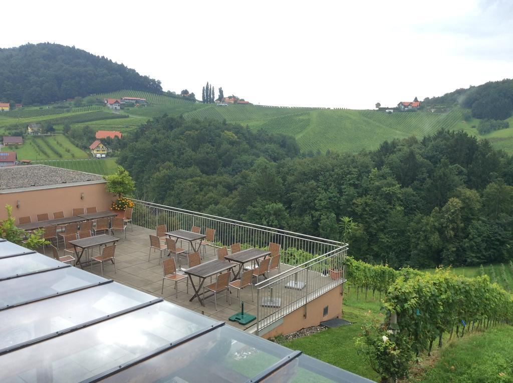 Zweytick Gaestezimmer Weingut Ratsch an der Weinstraße 외부 사진