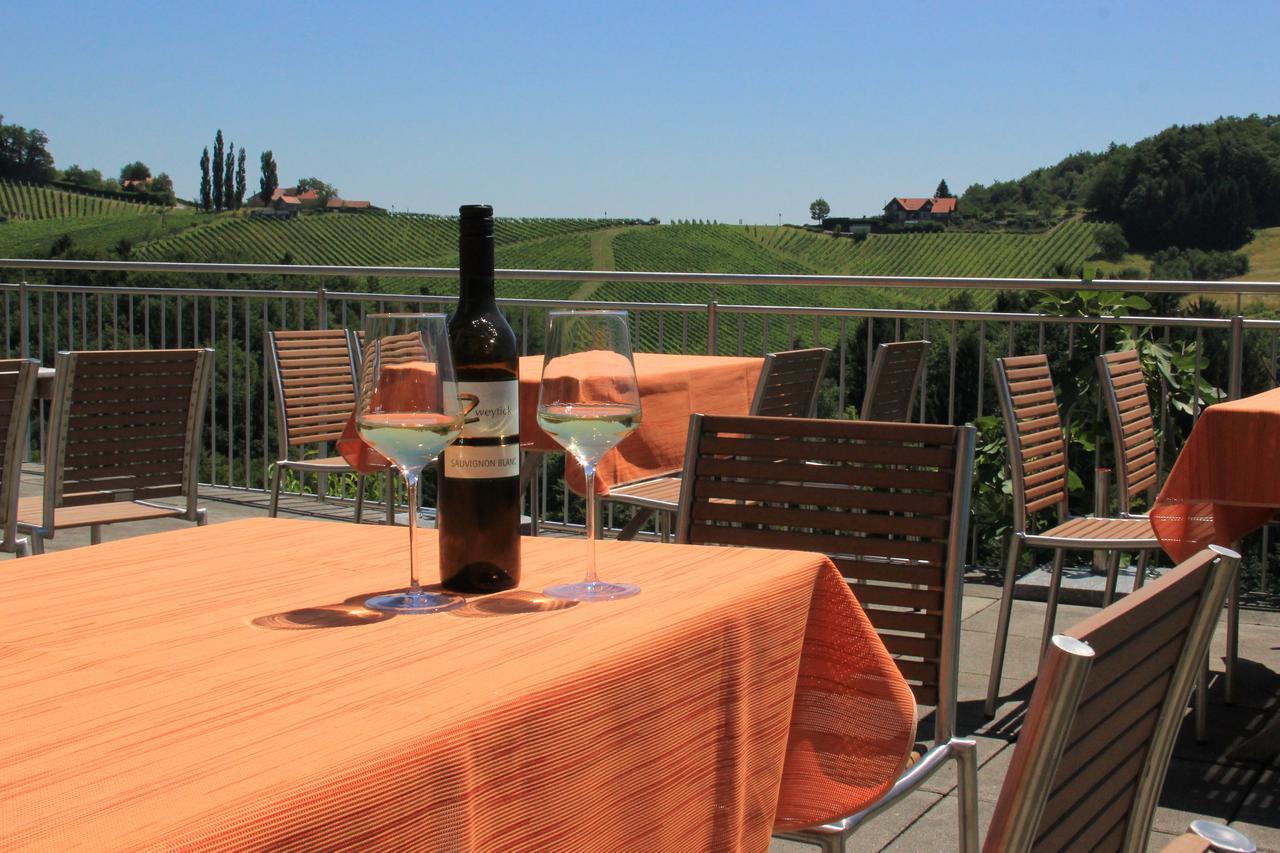 Zweytick Gaestezimmer Weingut Ratsch an der Weinstraße 외부 사진